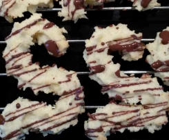 Amerikanische Eierkränze (Spritzgebäck)