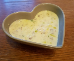 Leichte Geflügelhacksuppe
