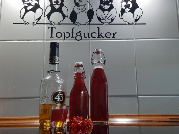 Johannisbeer-Likör mit 43er