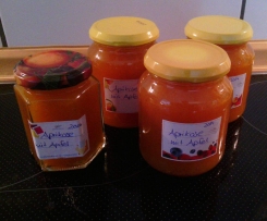 Aprikose trifft Apfel (Aprikosenmarmelade mit Apfel)