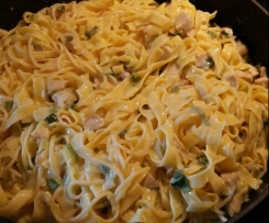 Bandnudeln mit Wildlachs