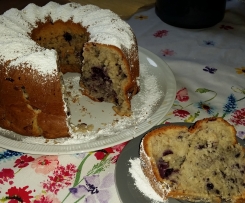 Rührkuchen mit Heidelbeeren und Frischkäse