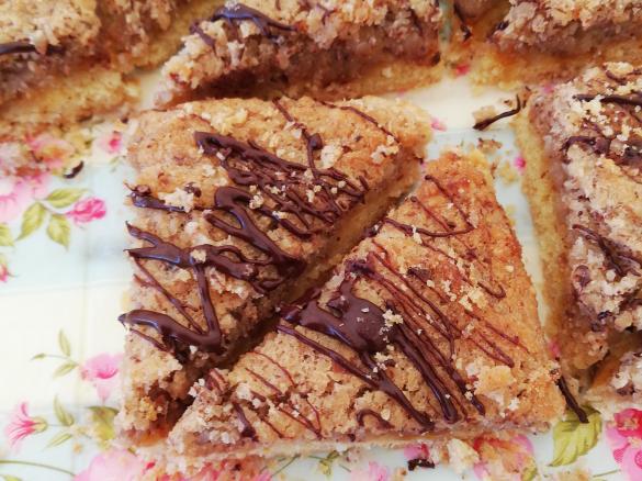 Kokos Nussecken (mit eingeweichten Kokosflocken)