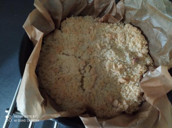 Obstkuchen mit Streuseln