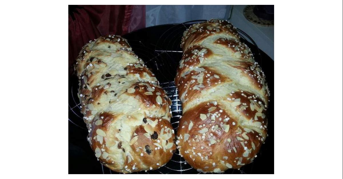 Gefüllter Hefekuchen / Hefezopf / Hefekranz von . Ein Thermomix® Rezept ... Gefüllter Hefekuchen / Hefezopf / Hefekranz von . Ein Thermomix® Rezept ...