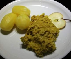 Curry-Sauerkraut-Gulasch
