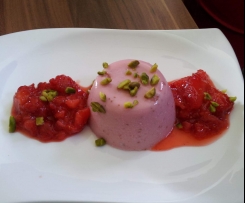 Erdbeer-Panna Cotta
