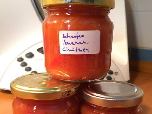 Scharfes Ananas-Chutney