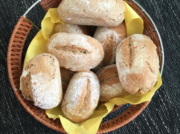 Vollwertbrötchen