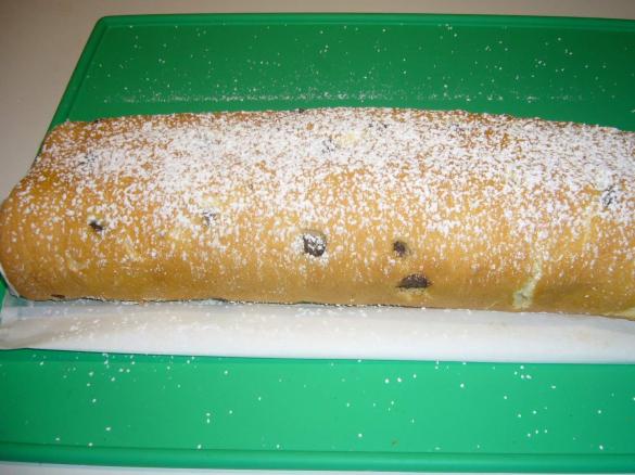 Biskuitrolle mit Joghurt Sahne und Mandarinen