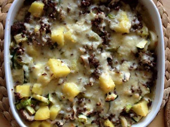 Kartoffel-Gemüse-Auflauf mit Hackfleisch