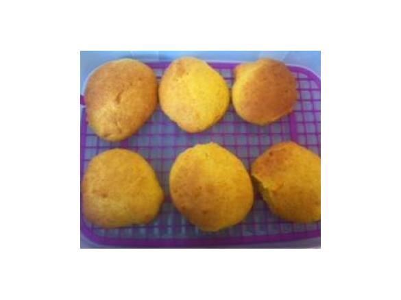 Fluffige Dinkel-Karotten-Semmel (vegan)