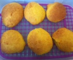 Fluffige Dinkel-Karotten-Semmel (vegan)