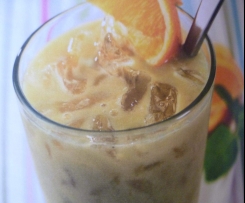Orange - Ananas - Smoothie mit Kokos