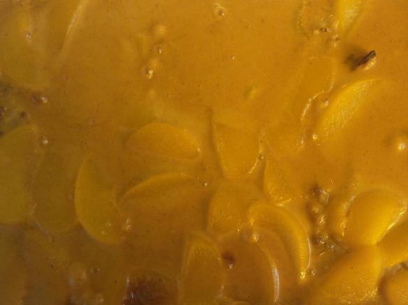 Pfirsich-Gehacktes-Auflauf