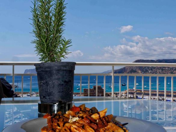 Mediterraner Nudelsalat- Pikant