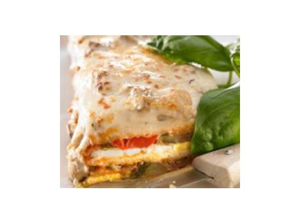 Ratatouille-Terrine mit Béchamelsauce überbacken