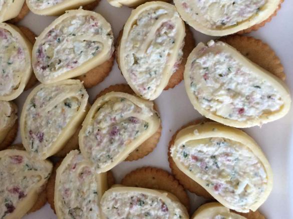 Käserollen-Taler ... PartyHIT