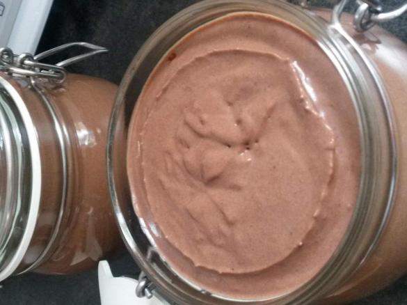 Schoko-Haselnuss-Creme