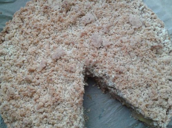 Steffi`s schneller Streuselkuchen mit Apfelmus und Äpfeln