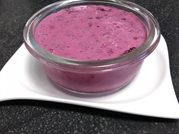 Quark mit Brombeeren ( Low Carb )