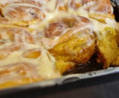 Kürbis Zimtschnecken/ Cinnamon Rolls