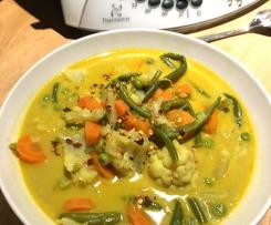 Indische Gemüsesuppe mit Kokosnote