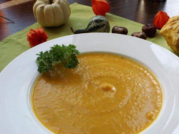 Feine Möhrencremesuppe