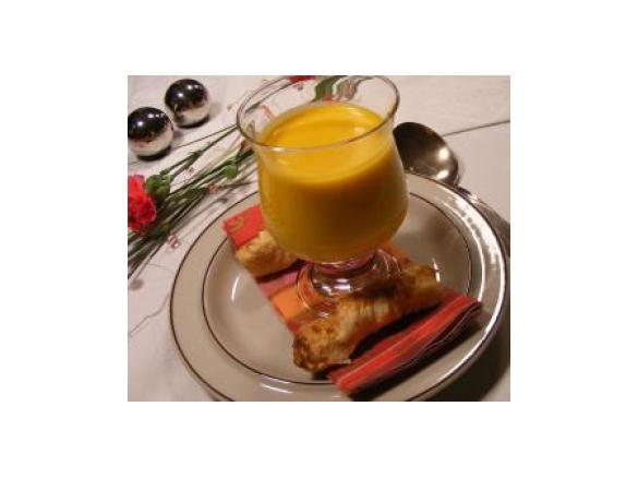 Möhren-Ingwer-Creme mit Blätterteig-Zimt-Gebäck