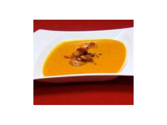 Kürbiskarottenkokos Cremesuppe mit frischen Garnelen