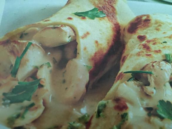 Pfannkuchen mit Rahm-Pilzen