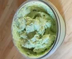 Knoblauch- Kräuterbutter