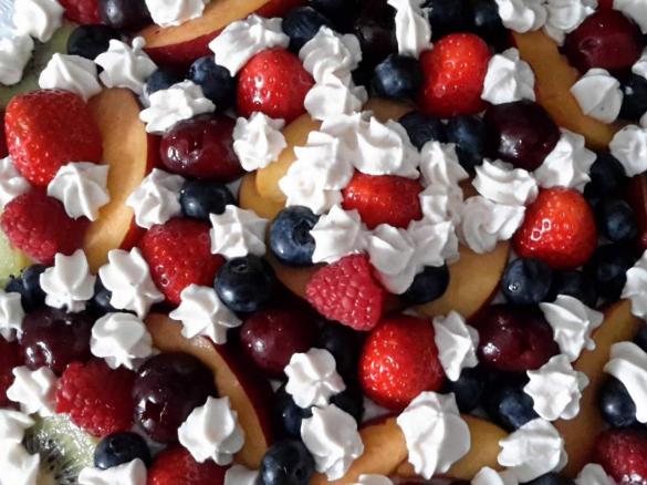 Beerentorte mit Quark  und Mascarpone 