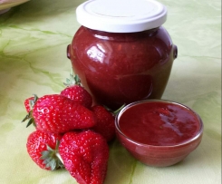 BBQ-Soße mit karamellisierten Erdbeeren