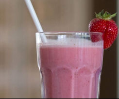 Erdbeer-Vanilleis-Milchshake