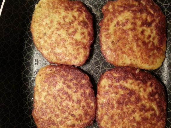 Tschechische Kartoffelpuffer ( Bramboraky ) 