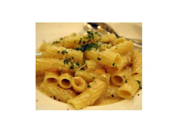 Italienische 3-Käse-Soße