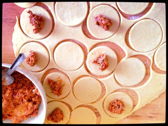 Ravioli mit Tomaten-Walnuss-Füllung, Variation