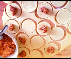 Ravioli mit Tomaten-Walnuss-Füllung, Variation