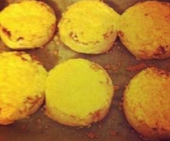 Schinken-Hollandaise-Käsebrötchen