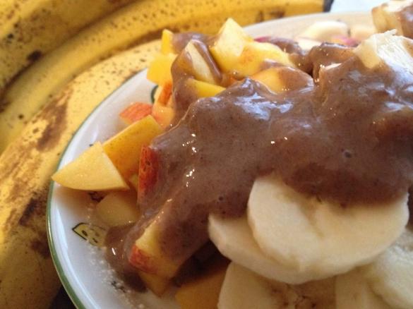 vegan süße Sauce aus Bananen und Datteln - vegan - veggie - vegetarisch - gesund - natürlich -fitness