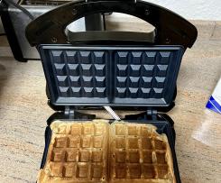 Low Carb Waffeln OHNE MEHL & ZUCKER