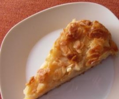 Apfelkuchen mit Mandelguss