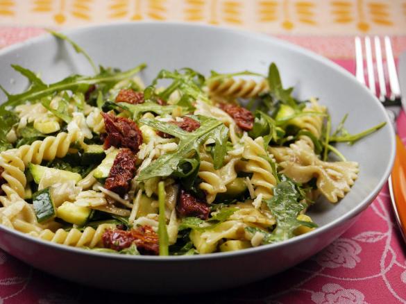 Variation Italienischer Nudelsalat