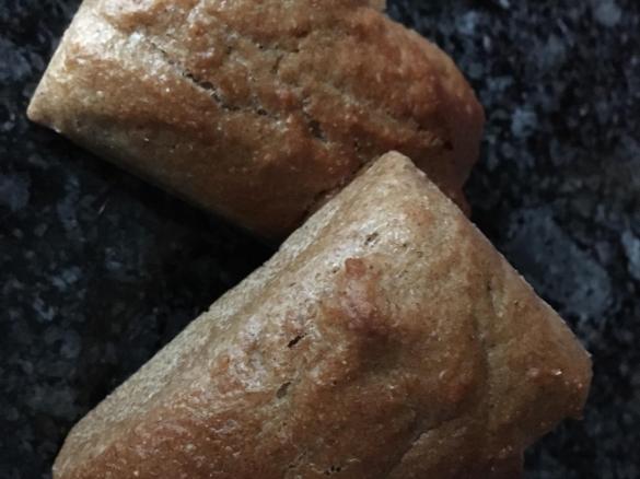 Buttermilch-Vollkorn-Brötchen