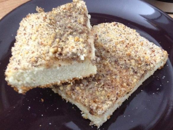 Buttermilch-Nuss Kuchen