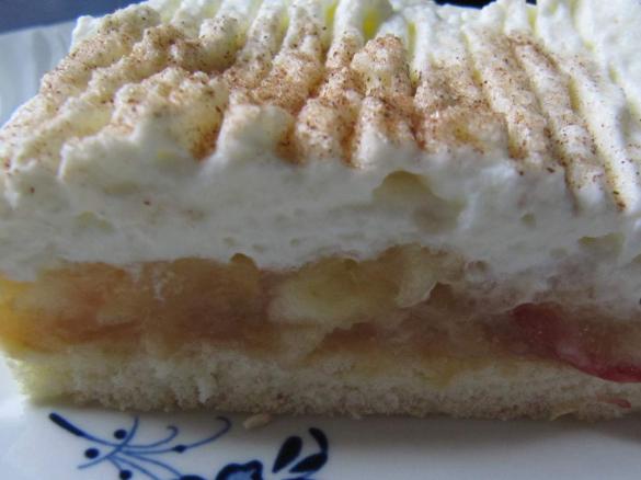 Apfel-Sahne-Schnitten
