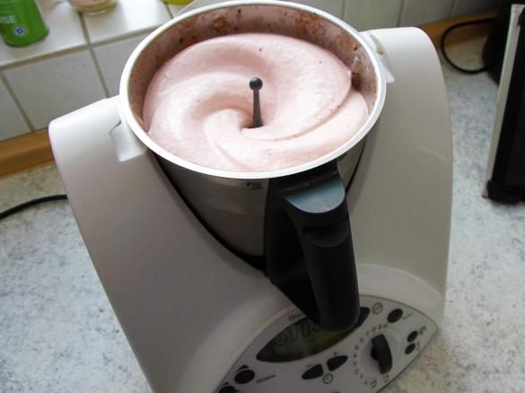 superleckeres Softeis - mit Eiweiß statt Sahne