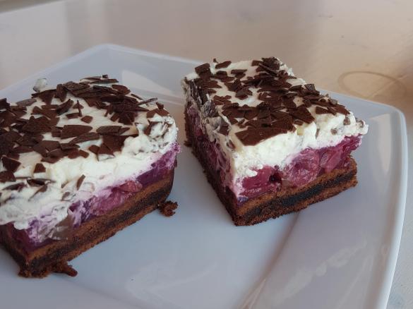 Schwarzwälder Kirschschnitten vom Blech