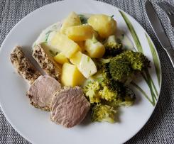Schweinefilet mit Pfeffer-Senf Kruste & Schnittlauch-Soße mit Kartoffeln und Brokkoli, ALL IN ONE